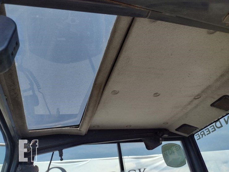 2014-deere-35g-image-9
