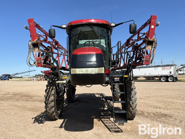 2015-case-ih-patriot-4440-image-2