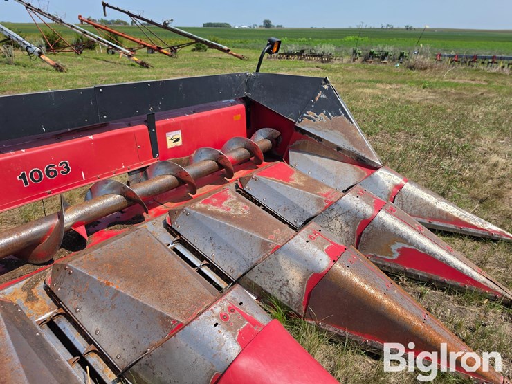 1997-case-ih-1063-image-17