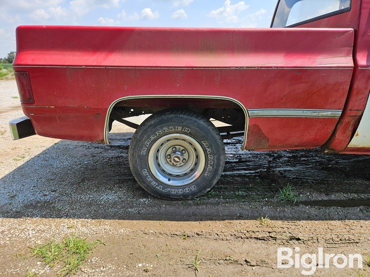 1986-chevrolet-c10-image-13