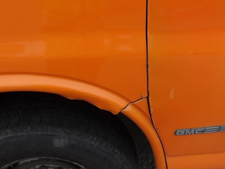 2000-gmc-savana-g3500-image-11
