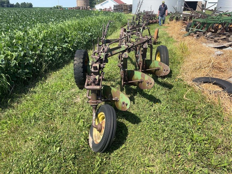 john-deere-14-image-6