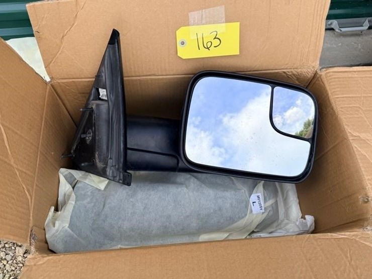 dodge-tow-mirrors-image-1