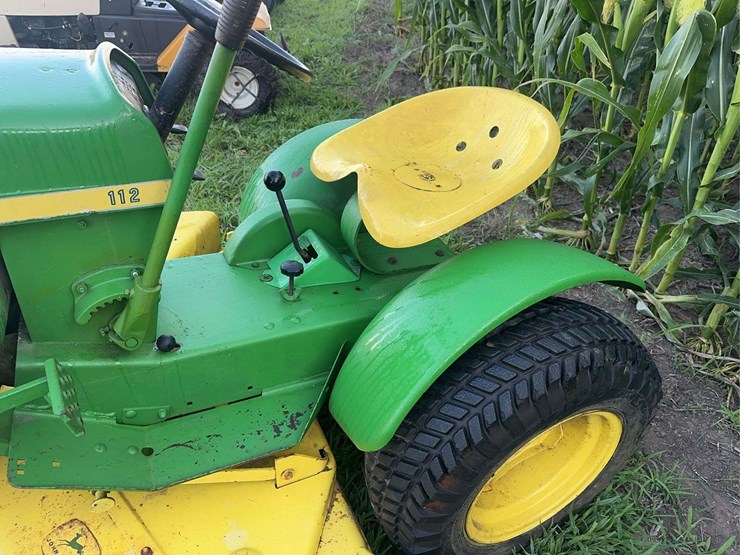 john-deere-112-image-8