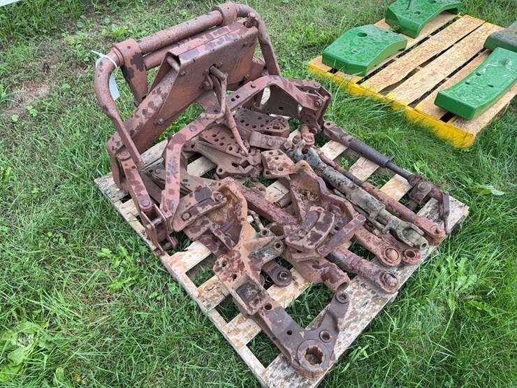john-deere-yakama-hitch-image-2