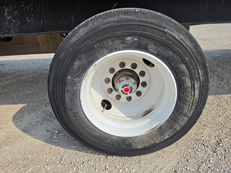 2012-utility-flat-image-91