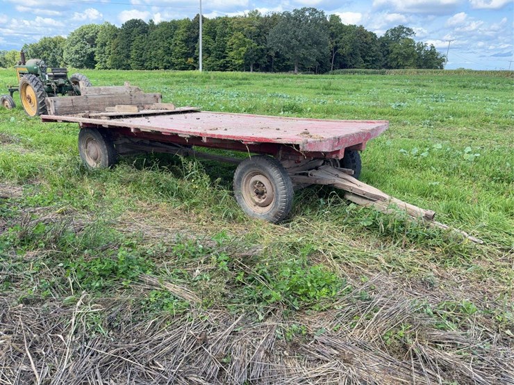 hay-wagon-image-1