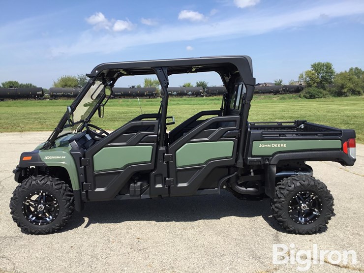 2025-john-deere-gator-image-8