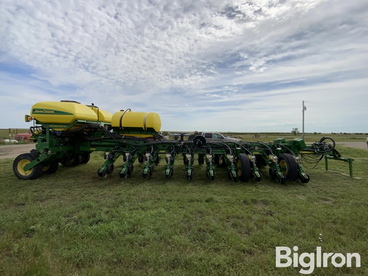 2013-john-deere-1770nt-ccs-image-4