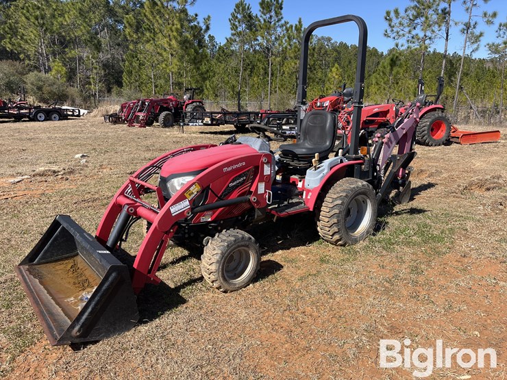 2017-mahindra-emax-25l-image-1