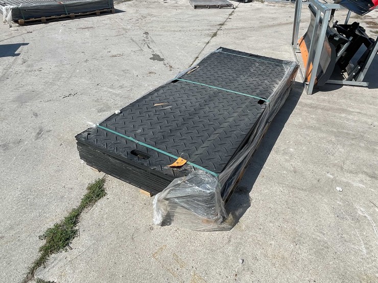 #6303-•-(15)-ground-protection-mats-(chilton,-wi)-image-1
