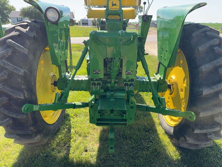 john-deere-2520-image-41
