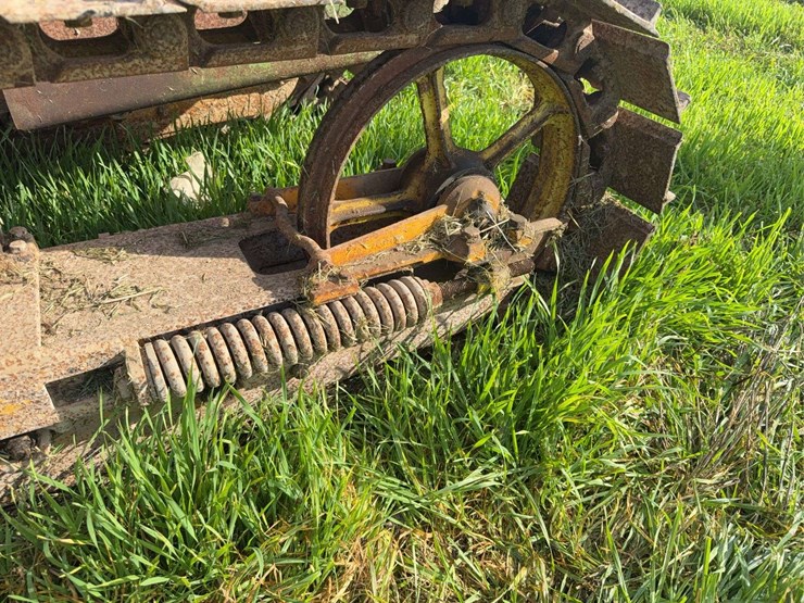 john-deere-420c-image-13