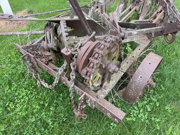avery-3-bottom-self-lift-plow-image-2