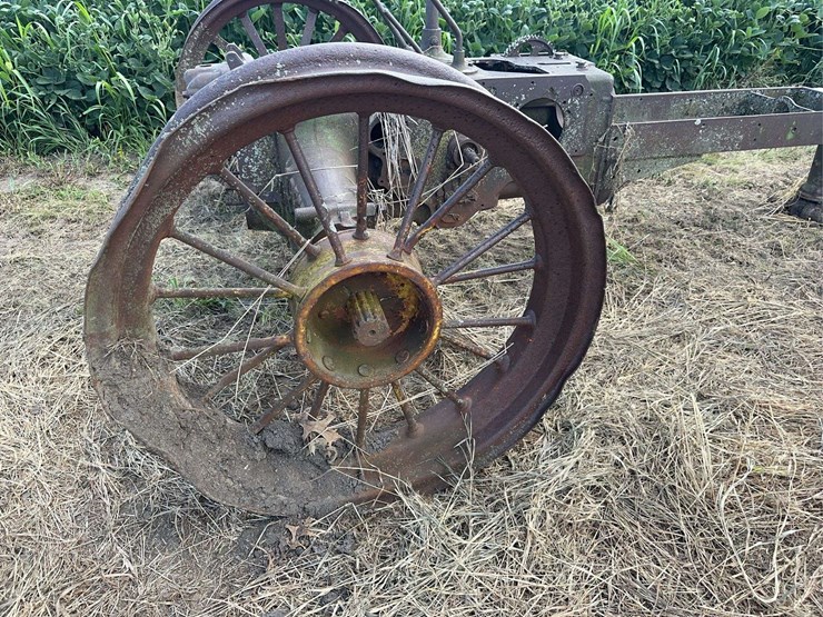 john-deere-a-image-6