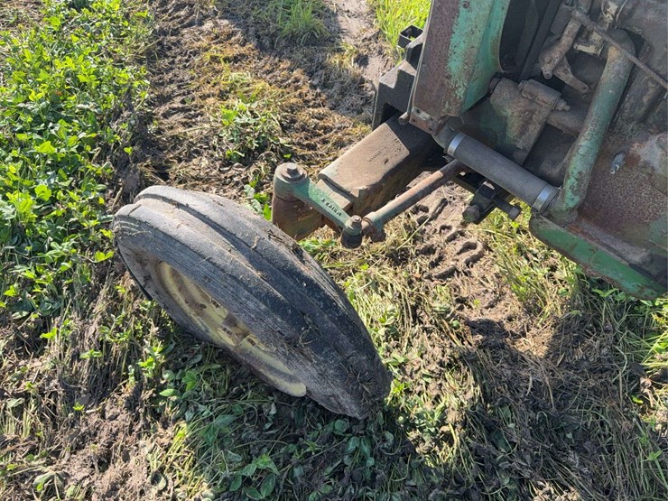 john-deere-420w-image-11