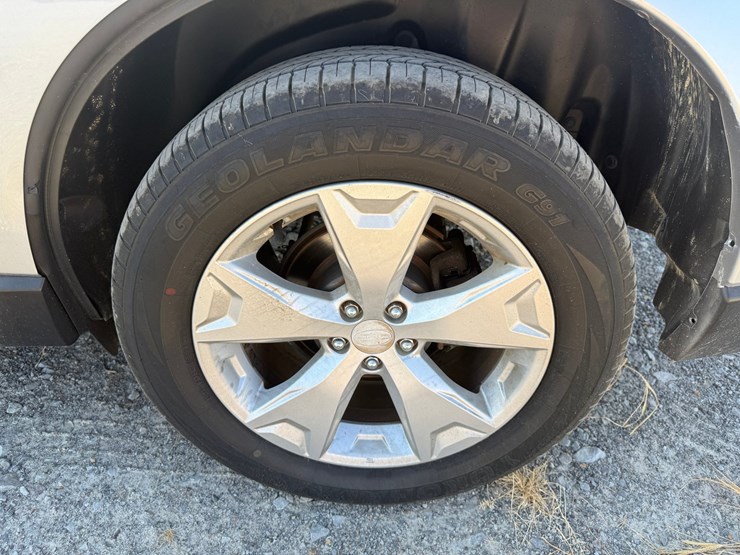 2015-subaru-forester-image-5