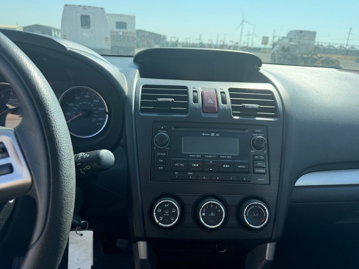 2015-subaru-forester-image-41