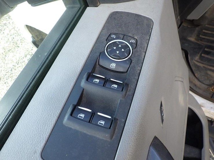 2018-ford-f350-image-32