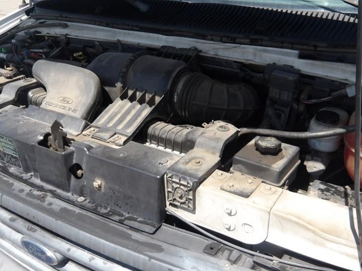 2006-ford-e350-image-11