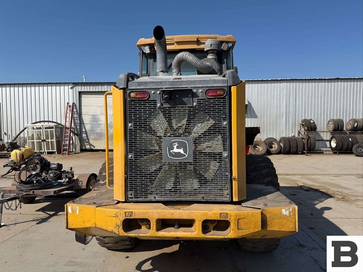 john-deere-624-image-15