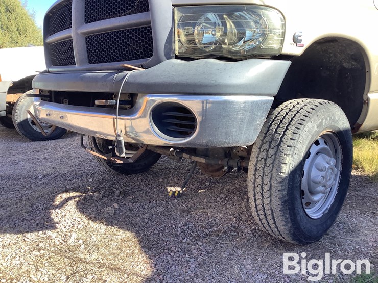 2004-dodge-ram-2500-image-15