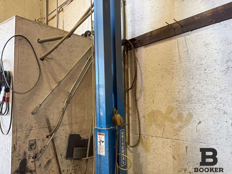 2010-universal-industries-b3-200x20-seed-elevator-image-6