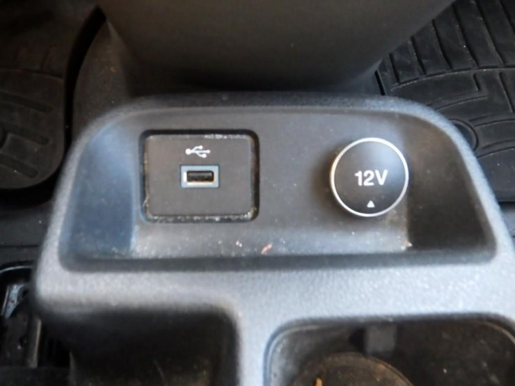 2019-utility-van-image-20
