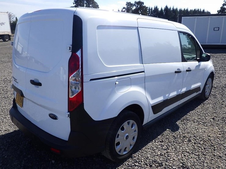 2019-utility-van-image-5