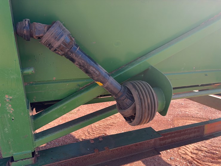 john-deere-843-image-11