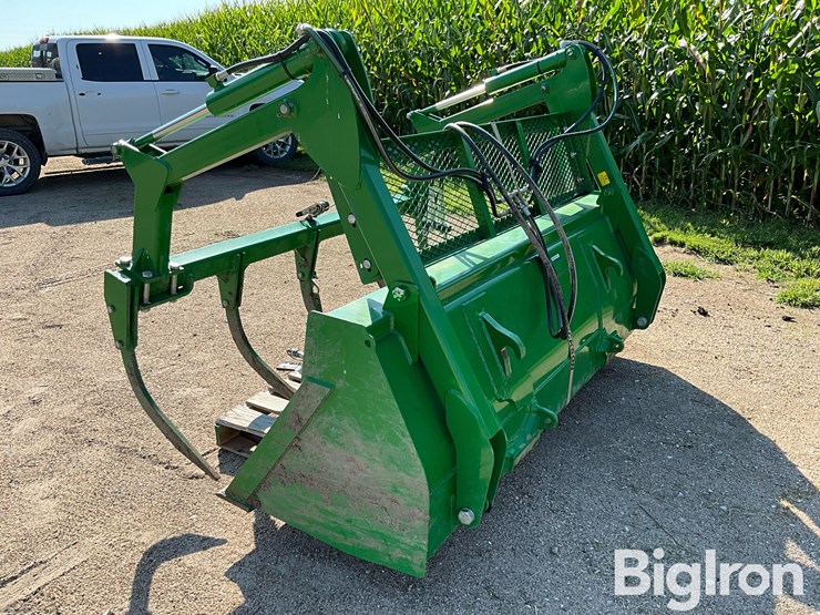 john-deere-7-image-7