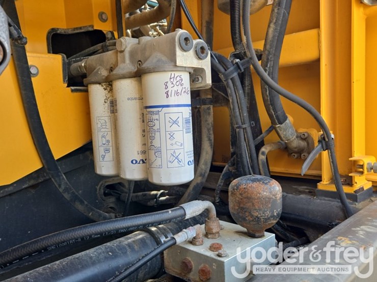 2015-volvo-ec350el-image-39