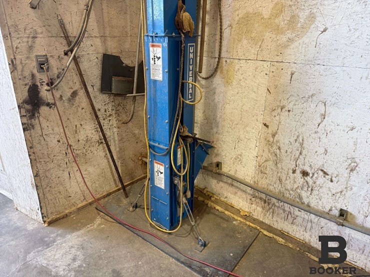 2010-universal-industries-b3-200x20-seed-elevator-image-5