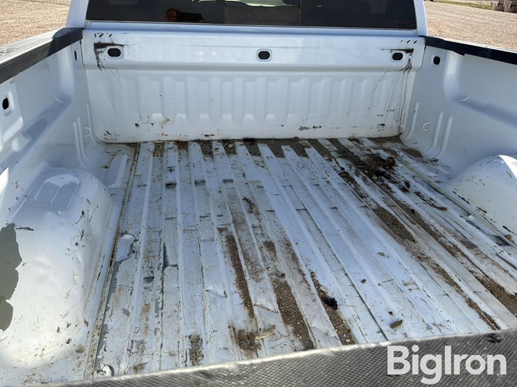 2015-chevrolet-silverado-2500-image-20