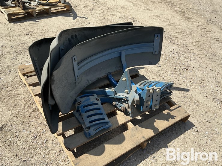 ford-8240-image-3