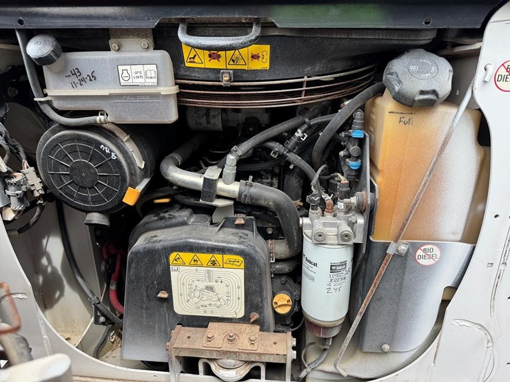 bobcat-t66-image-17