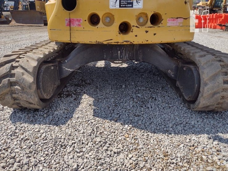2014-deere-35g-image-36