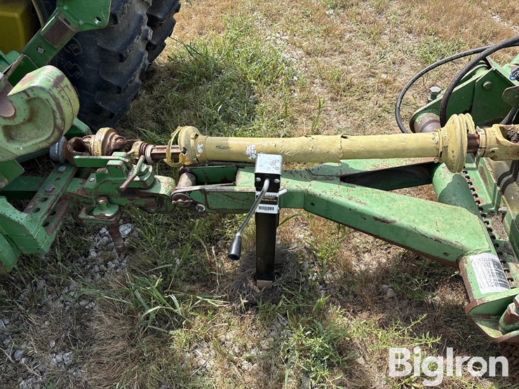 john-deere-1518-image-9