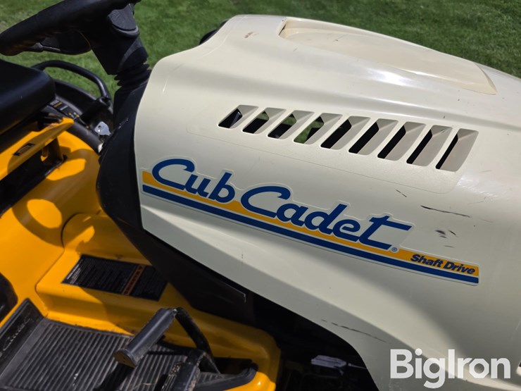 2006-cub-cadet-gt2554-image-10