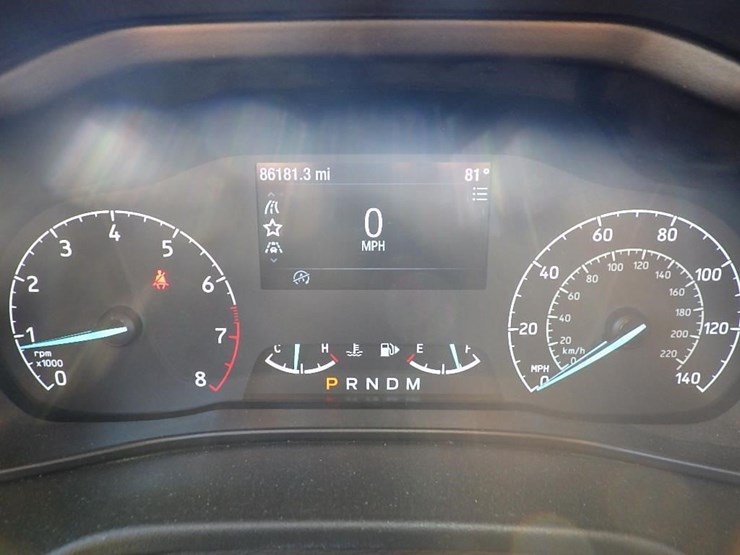 2019-utility-van-image-26