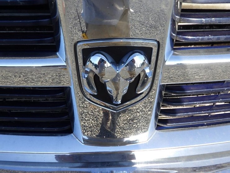 2012-dodge-2500-image-8