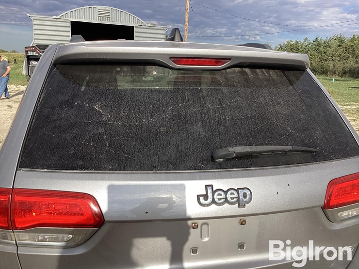 2014-jeep-grand-cherokee-laredo-image-13