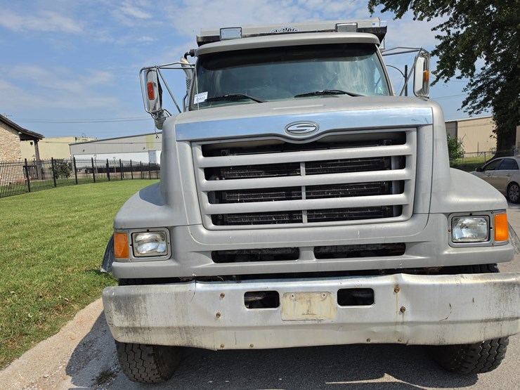 2000-sterling-l8511-image-13