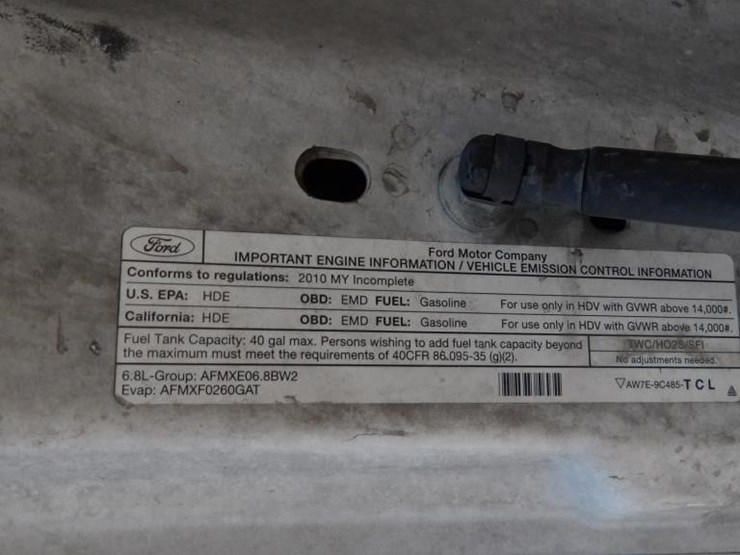 2010-ford-f450-image-12
