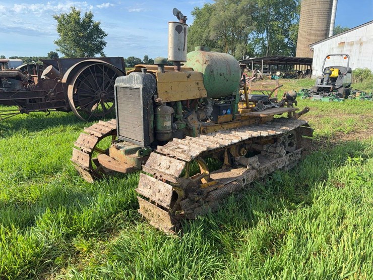 john-deere-420c-image-1