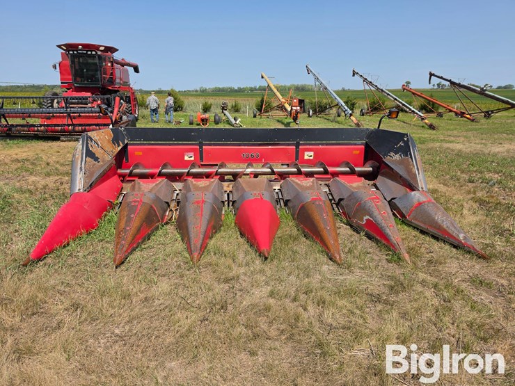 1997-case-ih-1063-image-2