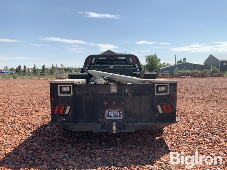 2015-gmc-sierra-3500-image-6