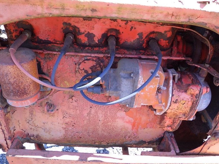 allis-chalmers-model-b-tractor-image-10