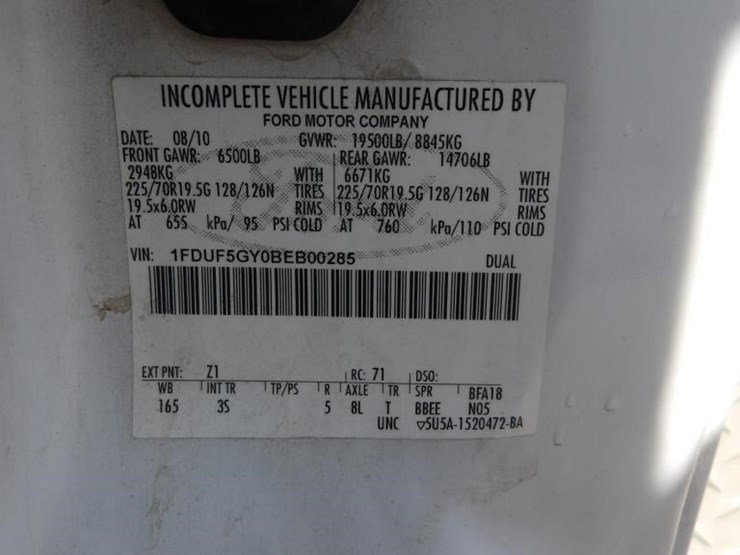 2011-ford-f550-image-22
