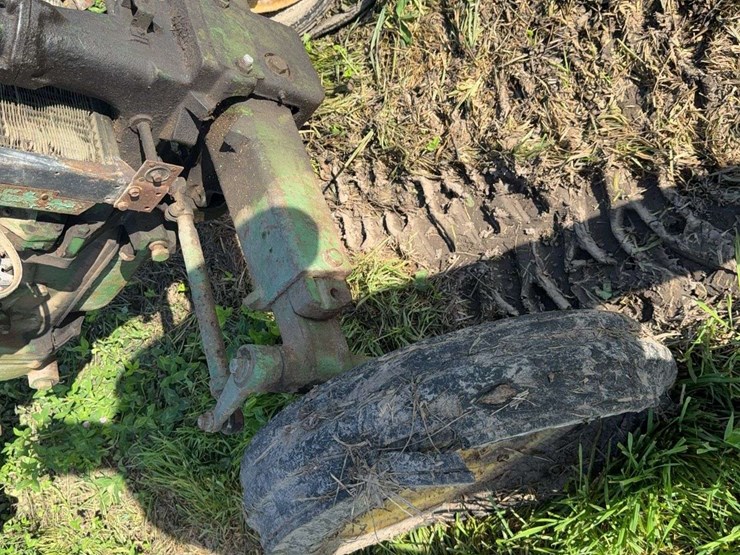 john-deere-420w-image-14